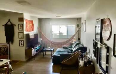 Imagem: O apartamento possui 3 Dormitórios, 2 Banheiros, 1 Vaga na