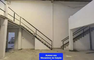 Imagem: O depósito possui 5 Vagas na garagem e 1134m² de Área e está