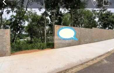 Imagem: O terreno possui 1.320m² de Área e está localizado em Santa