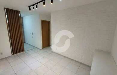 Imagem: O apartamento possui 2 Dormitórios, 1 Banheiro, 1 Vaga na garagem