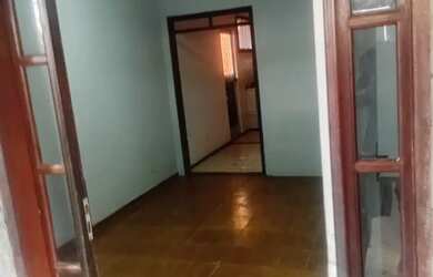 Imagem 5: Aluga-se uma casa. 1 Banheiroe3 Dormitórios