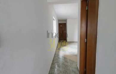 Imagem: O studio possui 2 Dormitórios, 1 Banheiro, 1 Vaga na garagem