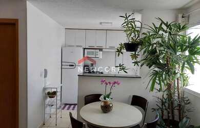 Imagem: O apartamento possui 2 Dormitórios, 1 Banheiro, 1 Vaga na garagem