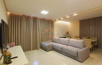 Imagem: A casa possui 4 Dormitórios, 3 Banheiros, 1 Vaga na garagem