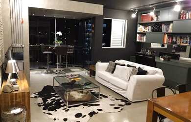 Imagem: O apartamento possui 2 Dormitórios, 2 Banheiros, 1 Vaga na