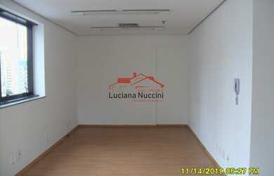 Imagem: O depósito possui 1 Vaga na garagem, 35m² de Área e está