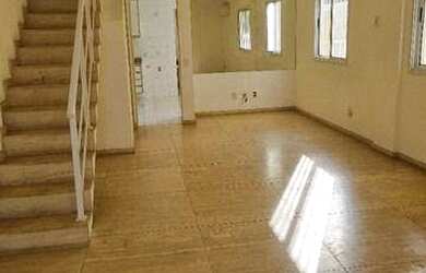 Imagem: A casa em condomínio possui 3 Dormitórios, 4 Banheiros, 3