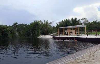 Imagem: A chácara possui 1.000m² de Área e está localizado em Centro