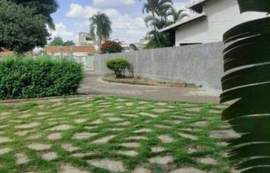 Imagem: O terreno possui 800m² de Área e está localizado em Setor