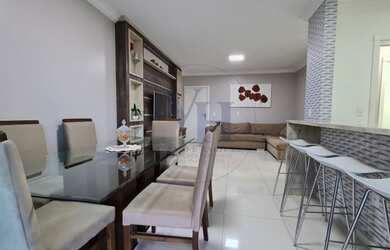 Imagem: O apartamento possui 3 Dormitórios, 3 Banheiros, 2 Vagas na