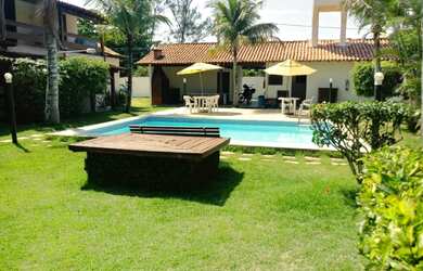 Imagem: A casa em condomínio possui 3 Dormitórios, 3 Banheiros e 90m²