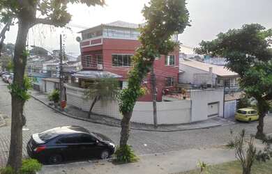 Imagem: A casa em condomínio possui 3 Dormitórios, 3 Banheiros, 2