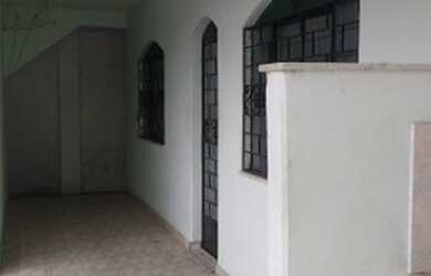 Imagem: A casa possui 2 Dormitórios, 2 Banheiros, 55m² de Área e