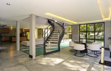 Imagem 3: UMA LINDA MANSÃO EM CONDOMÍNIO DE 47O METROS QUADRADO