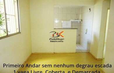 Imagem: O apartamento possui 2 Dormitórios, 1 Banheiro, 1 Vaga na garagem