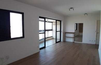 Imagem: O apartamento possui 3 Dormitórios, 2 Banheiros, 3 Vagas na