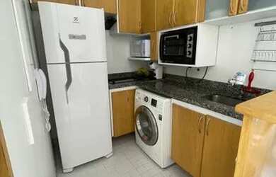 Imagem: A kitnet possui 1 Dormitório, 1 Banheiro, 1 Vaga na garagem