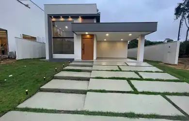 Imagem: A casa em condomínio possui 3 Dormitórios, 4 Banheiros, 4