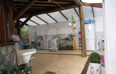 Imagem 4: CASA MARAVILHOSA A VENDA NO CONDOMÍNIO ALPES DA CANTAREIRA