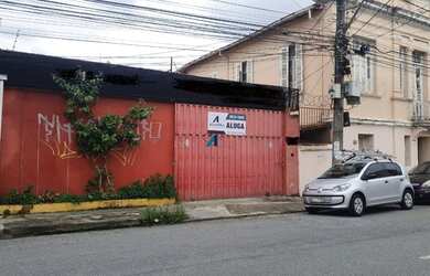 Imagem: O depósito possui 300m² de Área e está localizado em Floresta