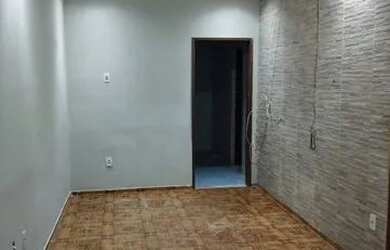 Imagem: A casa possui 2 Dormitórios, 1 Banheiro e está localizado