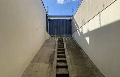 Imagem: A casa possui 2 Dormitórios, 3 Banheiros, 3 Vagas na garagem