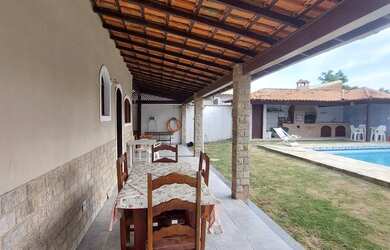 Imagem 2: Aluguel por temporada. Piscina, 3 Vagas na garageme2 Dormitórios