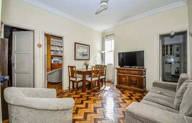 Imagem: A casa possui 2 Dormitórios, 2 Banheiros, 1 Vaga na garagem