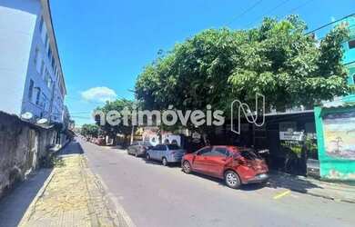 Imagem: A casa possui 4 Dormitórios, 3 Banheiros, 1 Vaga na garagem