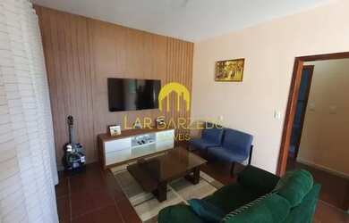 Imagem: A casa possui 3 Dormitórios, 1 Banheiro, 360m² de Área, Imóvel