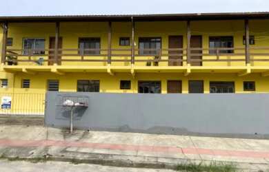 Imagem: O apartamento possui 1 Dormitório, 1 Banheiro, 1 Vaga na garagem