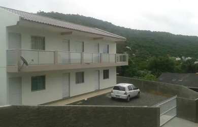 Imagem: O apartamento possui 1 Dormitório, 1 Banheiro, 32m² de Área