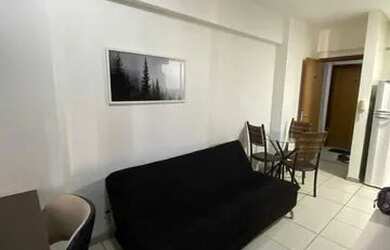 Imagem: O apartamento possui 1 Dormitório, 1 Banheiro, 1 Vaga na garagem