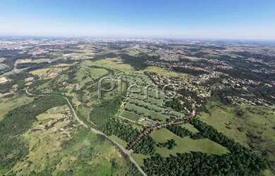 Imagem: O terreno possui 600m² de Área, Imóvel novo e está localizado