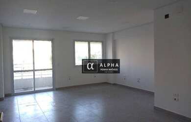 Imagem: O depósito possui 1 Vaga na garagem, 35m² de Área e está