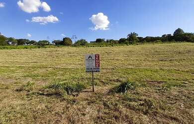 Imagem: O terreno possui 1.009m² de Área e está localizado em Mandaguaçu