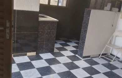 Imagem: A casa possui 1 Dormitório, 1 Banheiro e está localizado