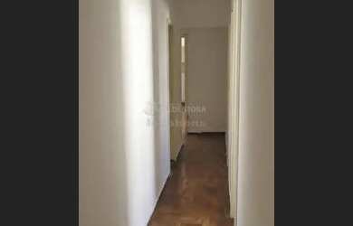 Imagem: O apartamento possui 4 Dormitórios, 2 Banheiros, 138m² de
