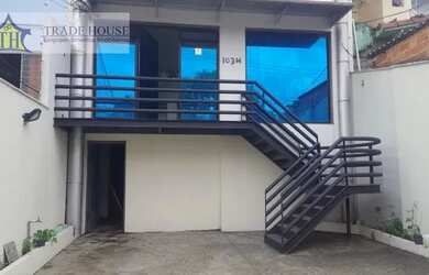 Imagem: O depósito possui 5 Vagas na garagem e 469m² de Área e está