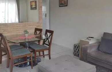 Imagem: A casa possui 2 Dormitórios, 1 Banheiro, 1 Vaga na garagem