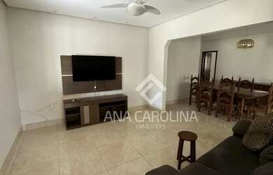 Imagem 4: Casa em Montes Claros. Varanda, Guarda roupa, 360m² de Áreae1 Vaga na...