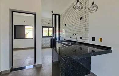 Imagem: O apartamento possui 1 Dormitório, 1 Banheiro, 35m² de Área