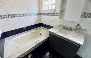 Imagem 12: Imóvel bem localizado. Churrasqueira, Varanda, Lareirae3 Vagas na garagem