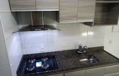 Imagem: O apartamento possui 1 Dormitório, 1 Banheiro, 1 Vaga na garagem