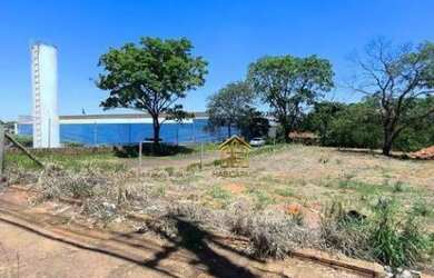 Imagem: O terreno possui 550m² de Área e está localizado em Vila