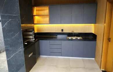 Imagem 7: Sobrado para venda possui 246 metros quadrados com 4 quartos