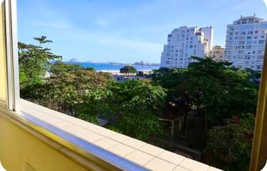 Imagem: A kitnet possui 1 Dormitório, 2 Banheiros, 54m² de Área