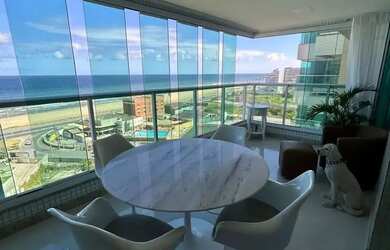 Imagem: O apartamento possui 3 Dormitórios, 3 Banheiros, 2 Vagas na