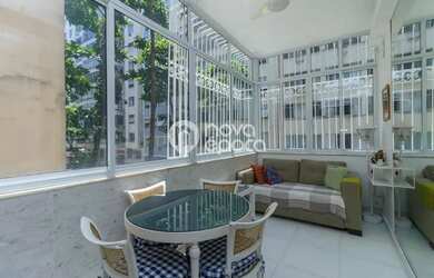 Imagem: O apartamento possui 3 Dormitórios, 4 Banheiros, 129m² de