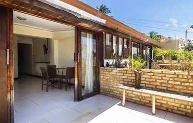 Imagem: O apartamento possui 1 Dormitório, 1 Banheiro, 1 Vaga na garagem